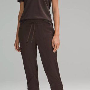 Lululemon Women's Dance Studio Mid-Rise Cropped Pant | Size 6 | Color: Brown
